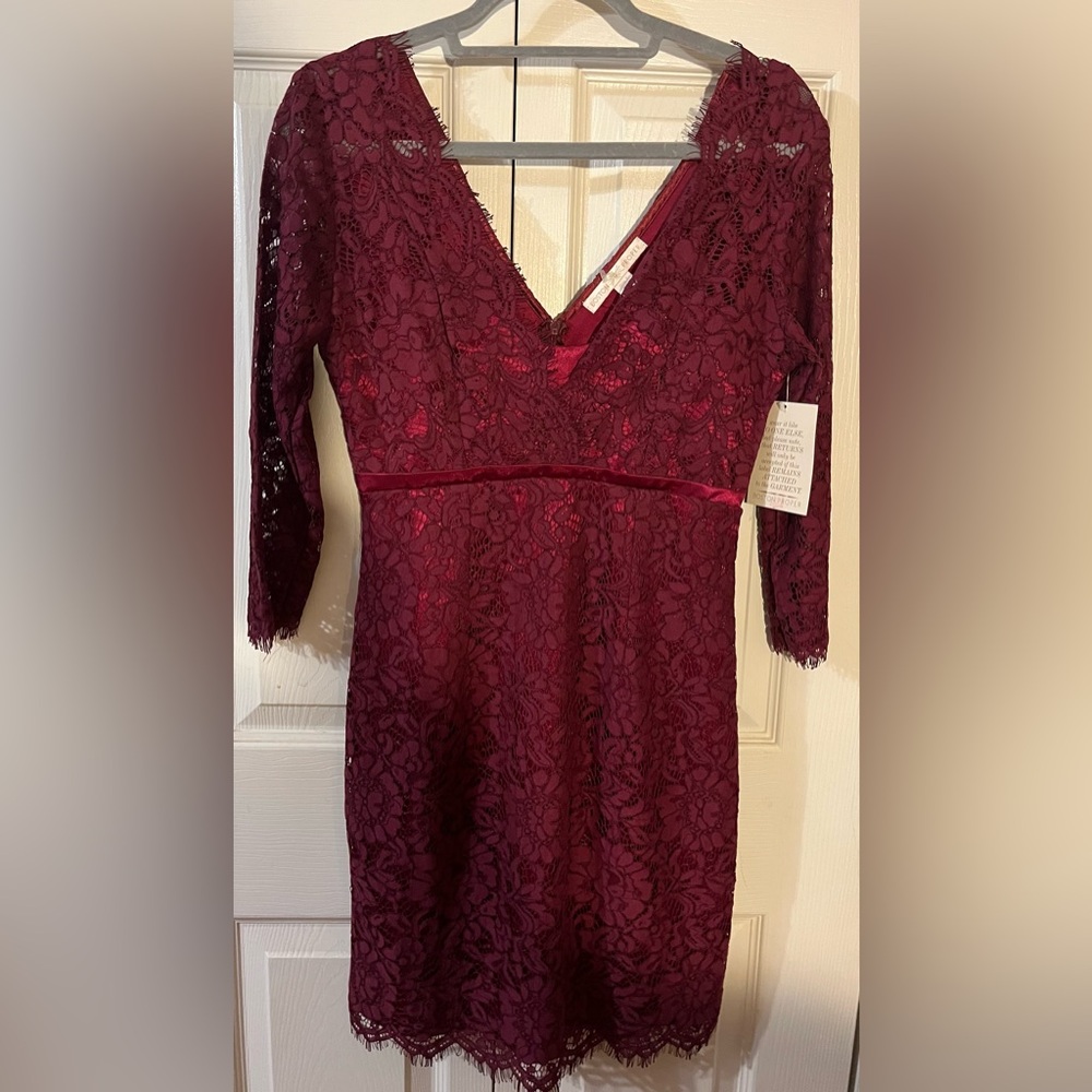 Boston Proper Floral Lace Lined Cocktail Dress V Neck Zipper Red Size 2 NWT’s